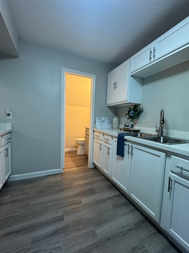 Building Photo - Garner Park