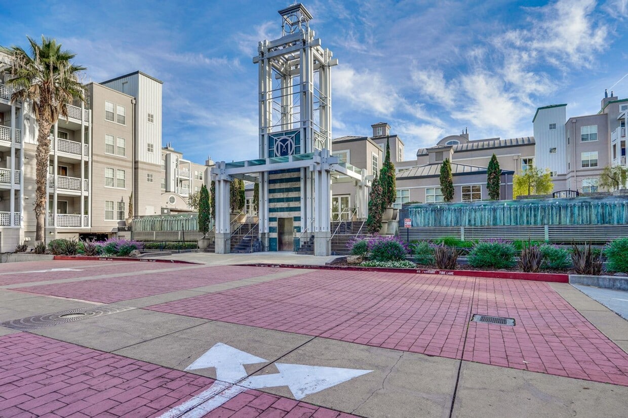 Primary Photo - Large Santa Clara 1 Bedroom Condo in Rivermark Area