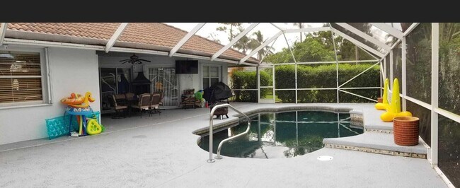 Foto del edificio - 1783 Tulip Ln