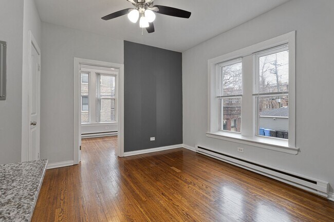 Foto del edificio - 1460 W Fargo Ave