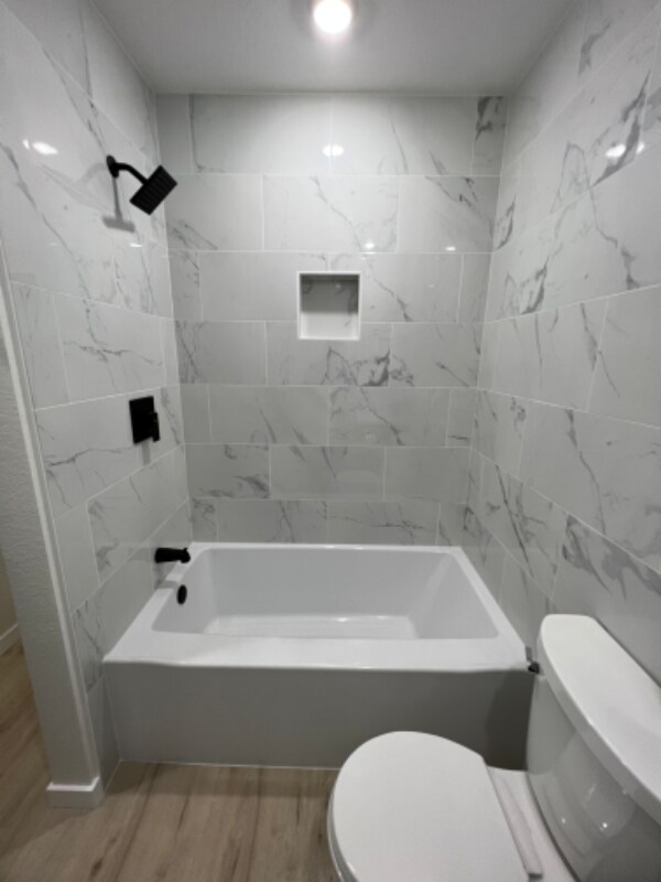 Foto del edificio - 400 Calle Del Monte