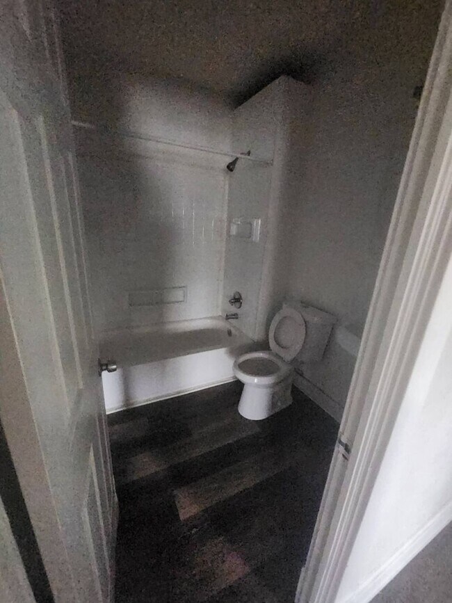 Foto del edificio - 13821 Othello Ave