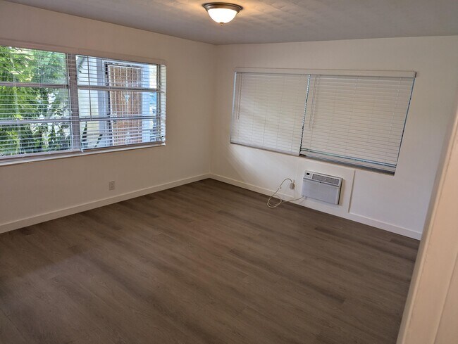 Foto del edificio - 4800 N Flagler Dr