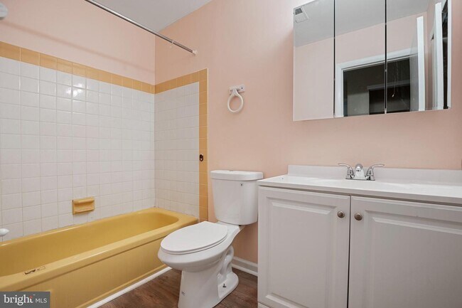 Foto del edificio - 125 Willow Turn