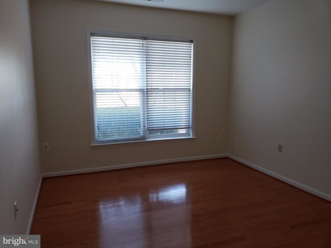 Building Photo - 3830 Lightfoot St