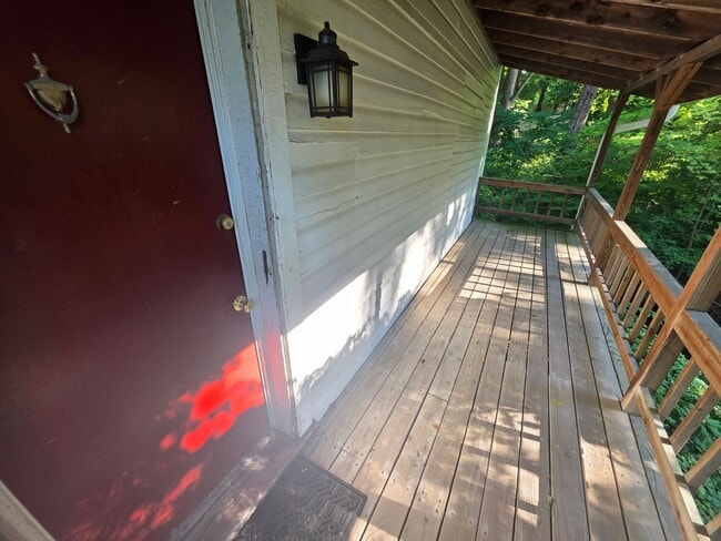 Building Photo - Charming 3 Bedroom Apartment in Millbrook, NY - *ALL UTILITIES INCLUDED