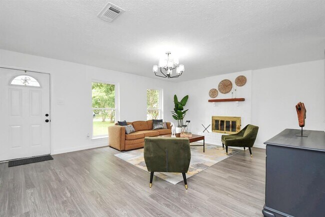 Foto del edificio - 4614 Hickorygate Dr