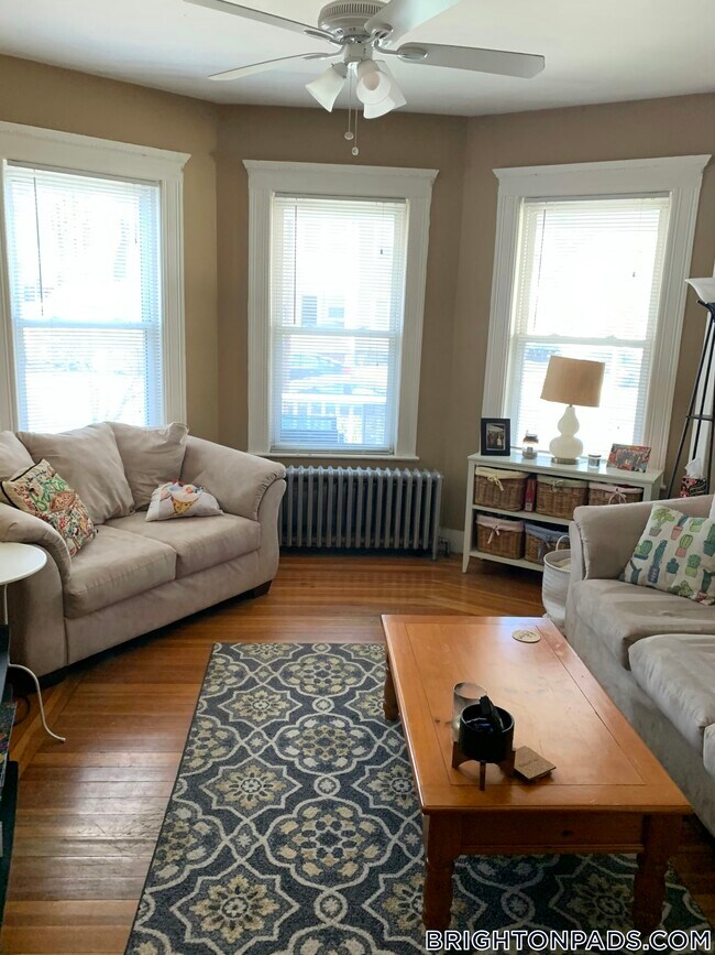 Foto del edificio - 140 Brooks St