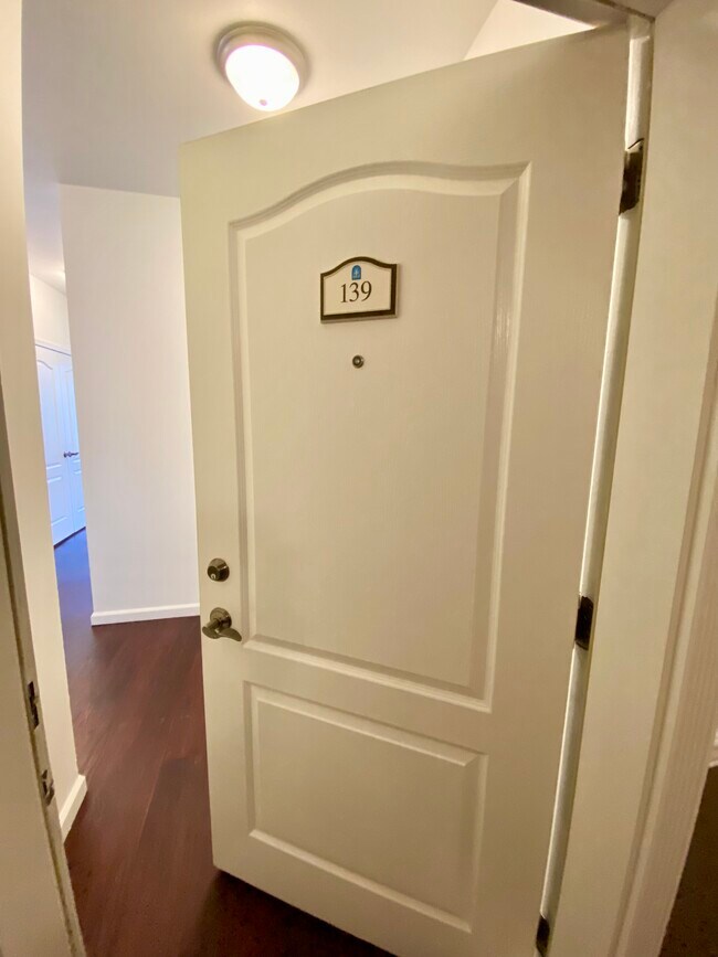 139 Fountain Vw Unit 139, WV 26505 Condo for Rent in