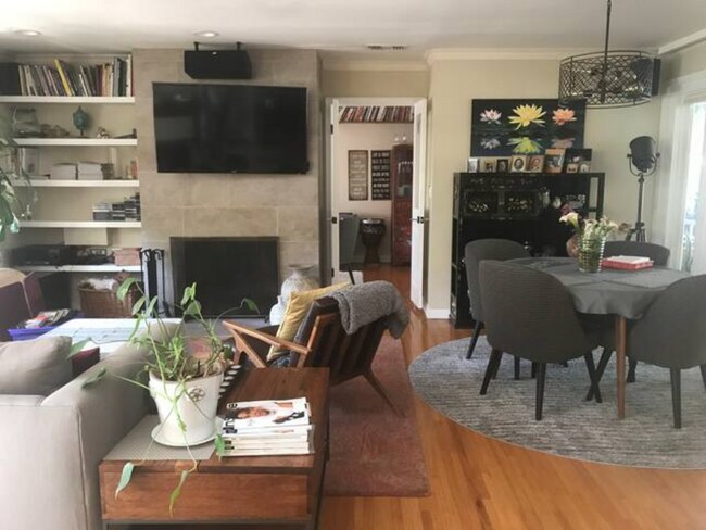 Living / Dinning - 23023 Leonora Dr