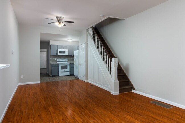 Foto del edificio - 3242 N Sydenham St