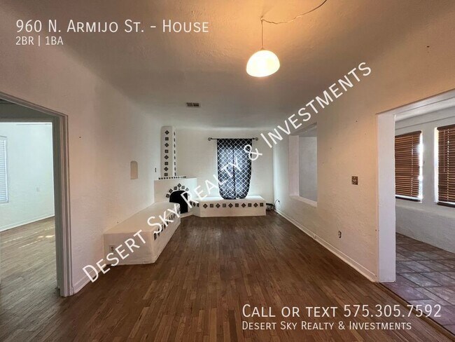 Building Photo - 2 Bedroom 1 Bath House