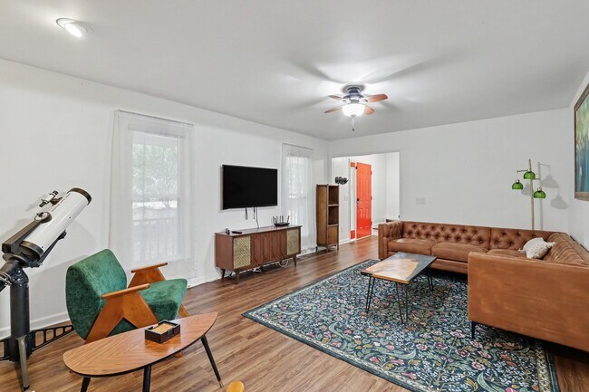 Foto del edificio - 4204 High Mountain Dr