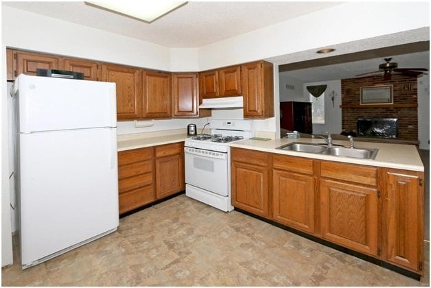Building Photo - 4029 St Barbara Ln