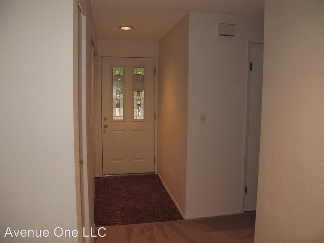 Building Photo - 8112 145th Ct NE