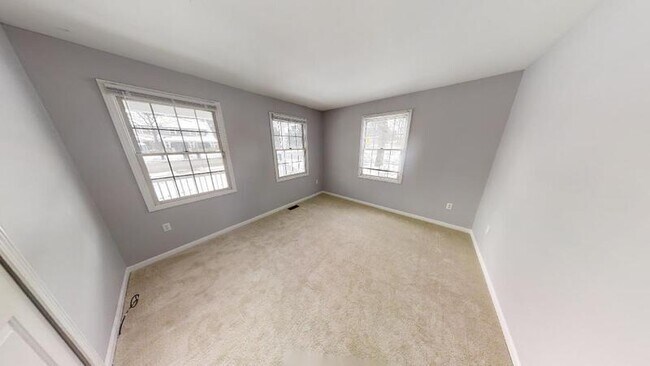 Building Photo - 1316 W Huron St