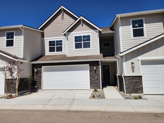 Foto del edificio - New Townhome in Minden for Rent