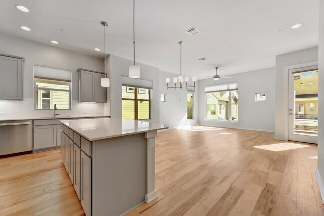 Foto del edificio - 4622 Vaughan St