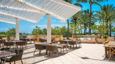 Building Photo - 6801 Collins Ave