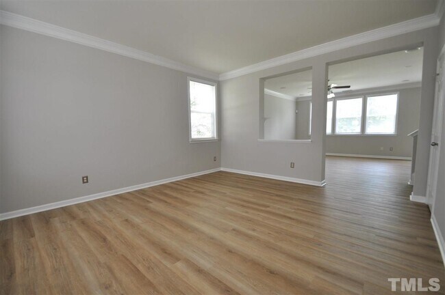 Building Photo - 207 Cinder Cross Way
