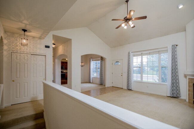 Foto del edificio - Beautiful 3 bedroom, 3 bathroom home in Gr...