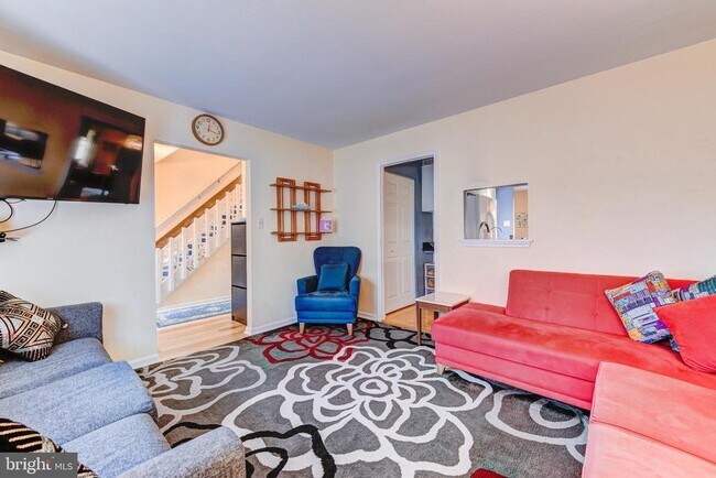 Foto del edificio - 114 Pinecrest Ln
