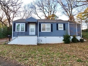 Building Photo - 120 Roebuck Dr