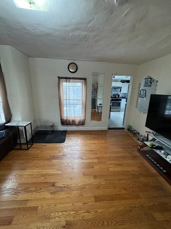 Foto del edificio - 22 Almont St