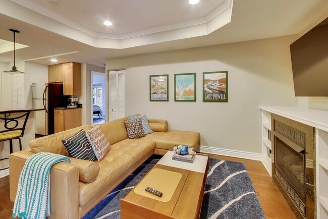 Foto del edificio - 528 W Cornelia Ave