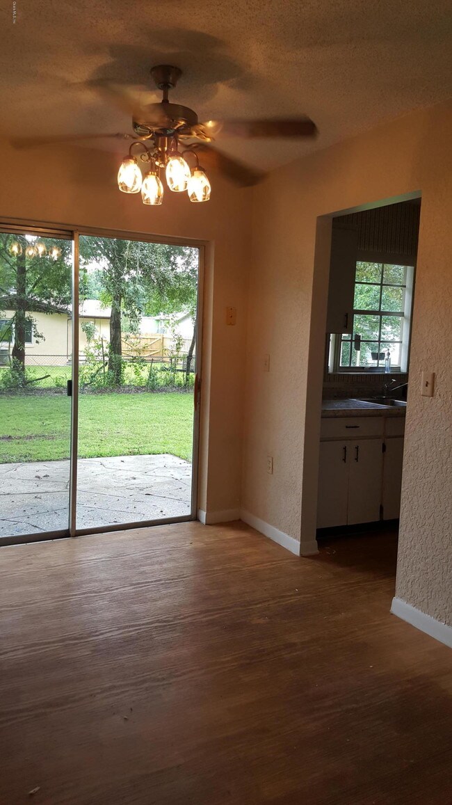 Building Photo - 9349 N Minola Way