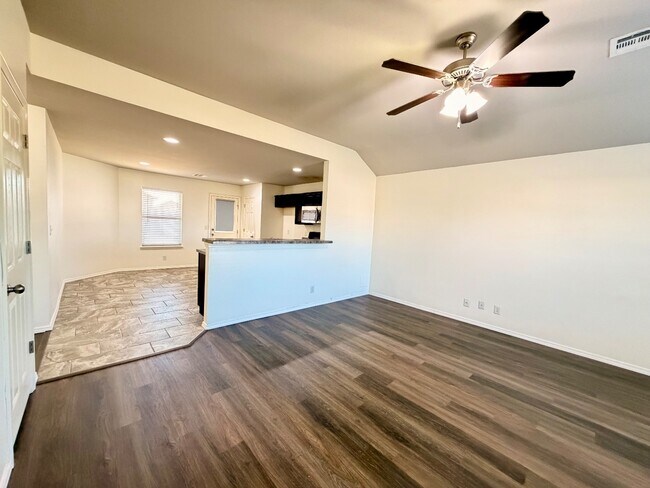 Foto del edificio - 6040 East 147th Pl S