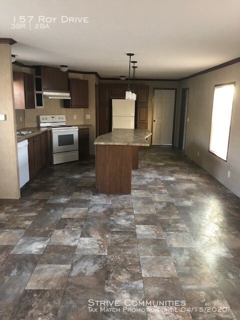 Primary Photo - Brand new mobile home