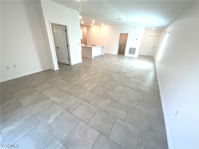 Foto del edificio - 3905 Treasure Oak Wy