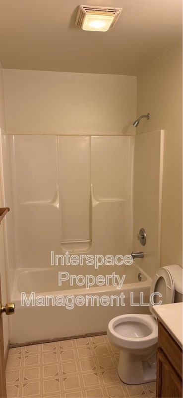 Building Photo - 1778 W State St