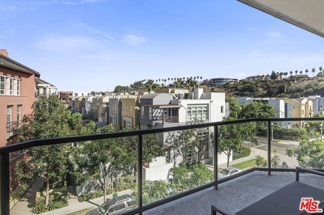 Foto del edificio - 13044 Pacific Promenade