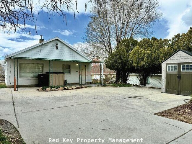 Foto del edificio - S. Main St. Single Family