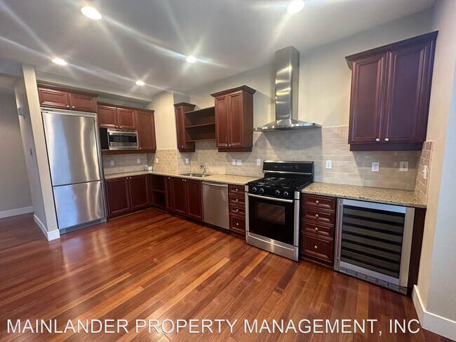 Foto del edificio - 2 br, 1.5 bath House - 530 SECOND ST
