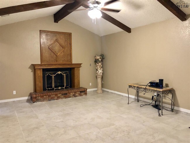 Building Photo - 5512 Rhone Dr