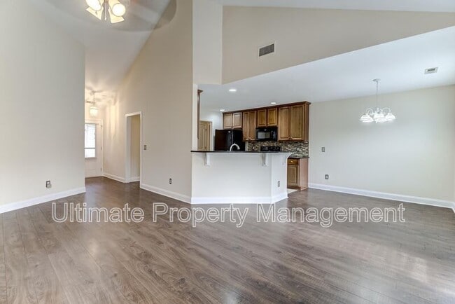 Building Photo - 902 Kiwi Ln