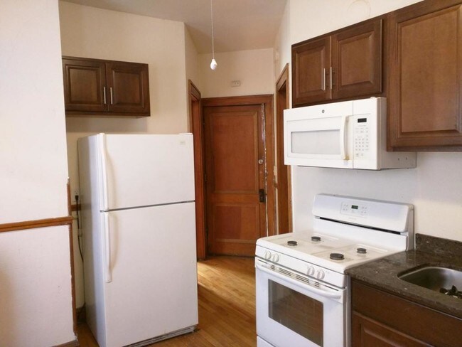 Building Photo - 3055 15th Avenue South, Unit 1