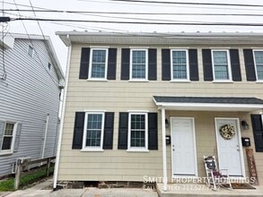 Building Photo - 20 W High St