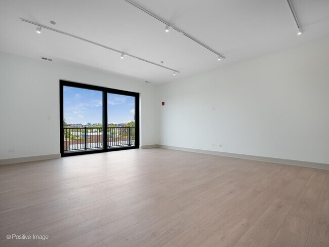 Foto del edificio - 3202 N Racine Ave