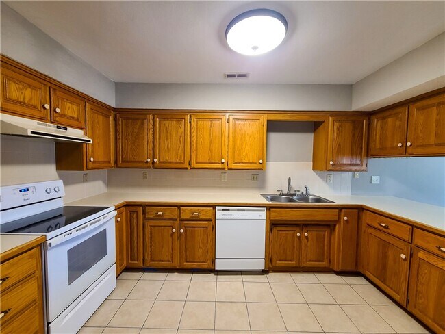 Foto del edificio - 1020 W Cypress St