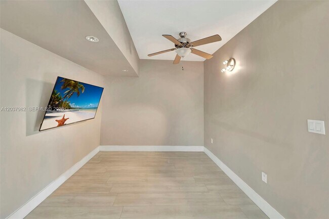 Building Photo - 3775 SW 153rd Ct