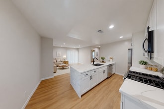 Building Photo - 4837 63rd St