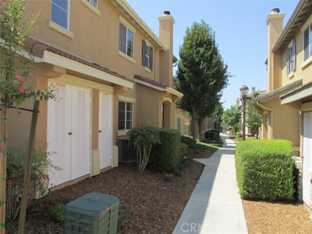 Building Photo - 33570 Emerson Way