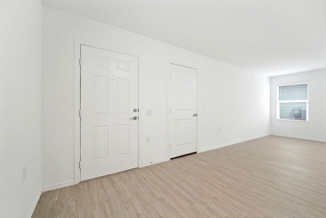 Building Photo - 13518 Verplank Bnd