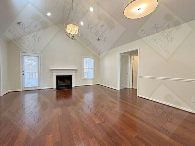 Foto del edificio - 13 Tomafield Ct