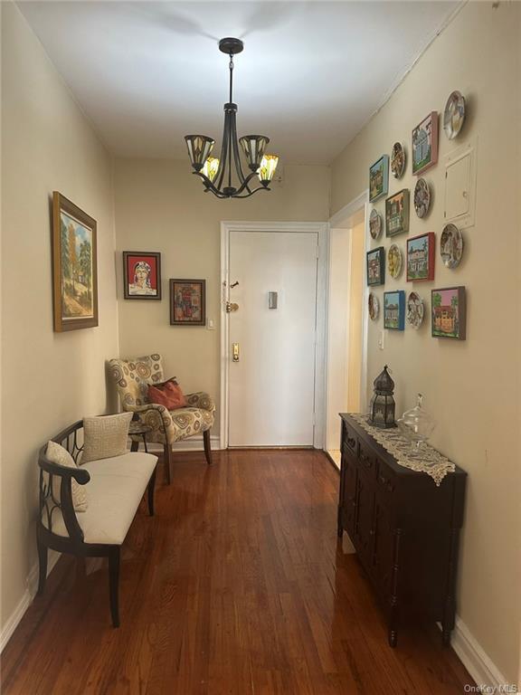 Building Photo - 2081 Cruger Ave