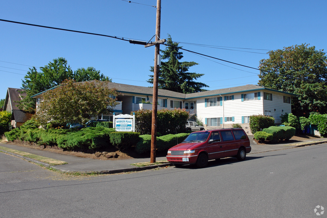 Primary Photo - Weidler Place Apartments